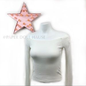 GARAGE White Off the Shoulder Stretch Top Small